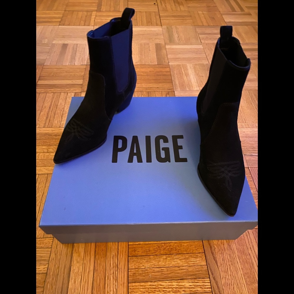 Boots - Picture 2 of 4